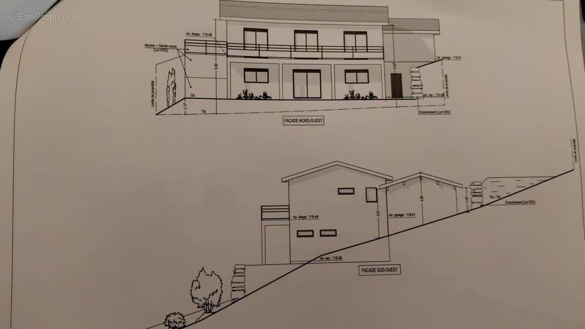 À VENDRE – Terrain constructible de 1 000 m² à Vaux-en-Bugey, vue dégagée rare - photo 4