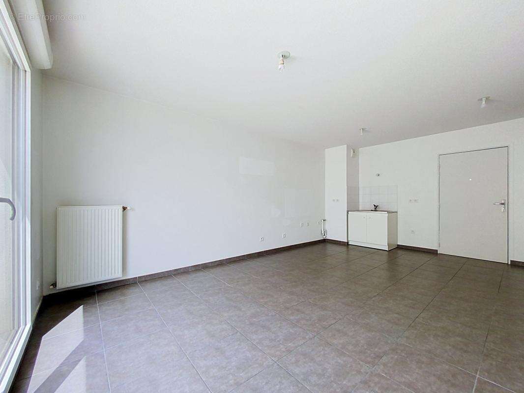 Appartement - 1 Chambre - box fermé en sous sol - Proche toutes commodités - photo 16