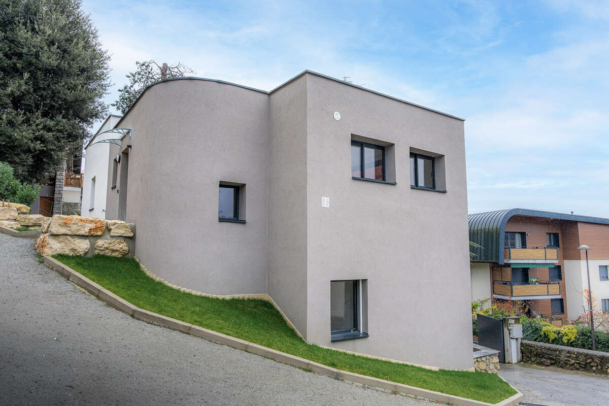 Appartement à SAINT-ALBAN-LEYSSE