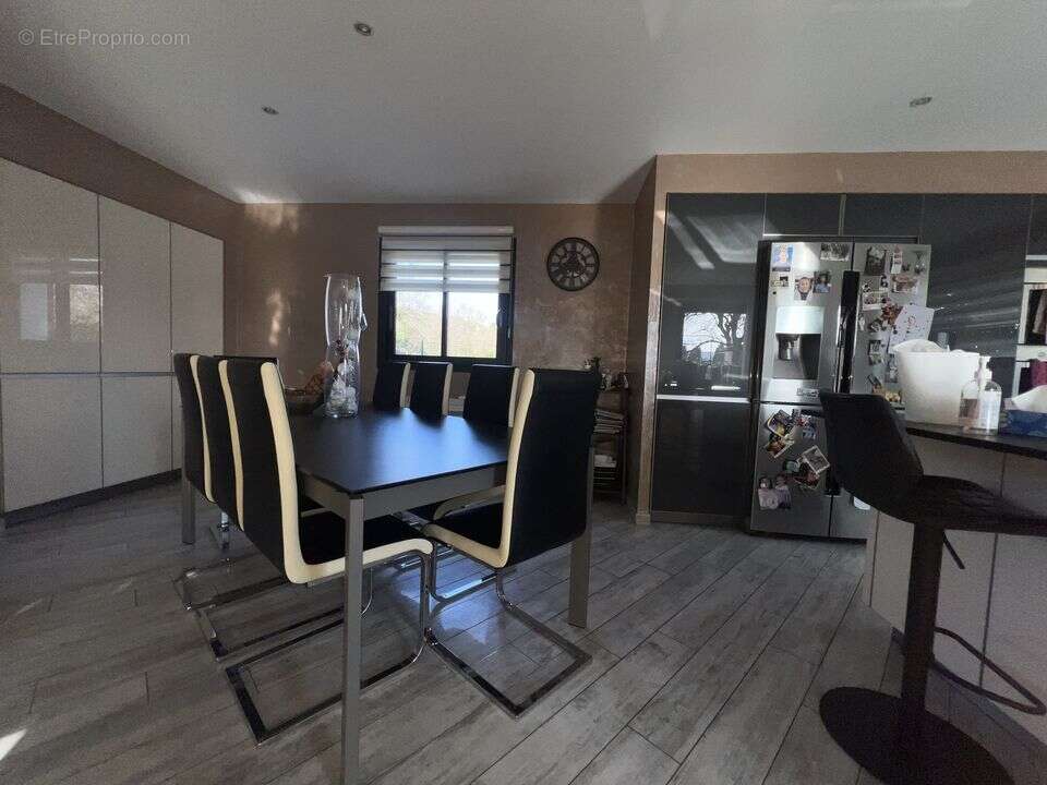 Saint-Victoret, Calme absolu, Grande piscine, Terrain +1000 - Maison à SAINT-VICTORET