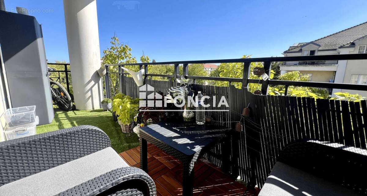 Appartement à BUSSY-SAINT-GEORGES