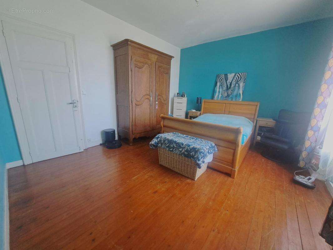 Maison 4 chambres, sous-sol, jardin clos - photo 7
