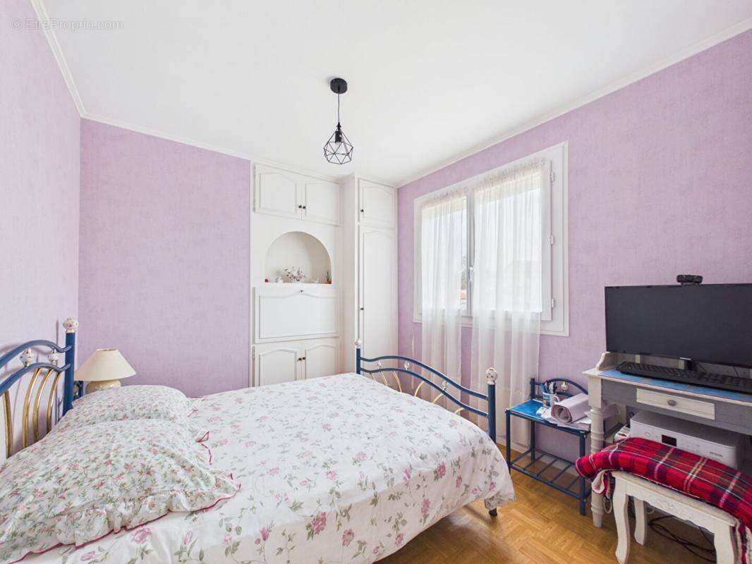 Maison de 107 m2 à Chatellerault, 3 chambres, jardin, garage - photo 9
