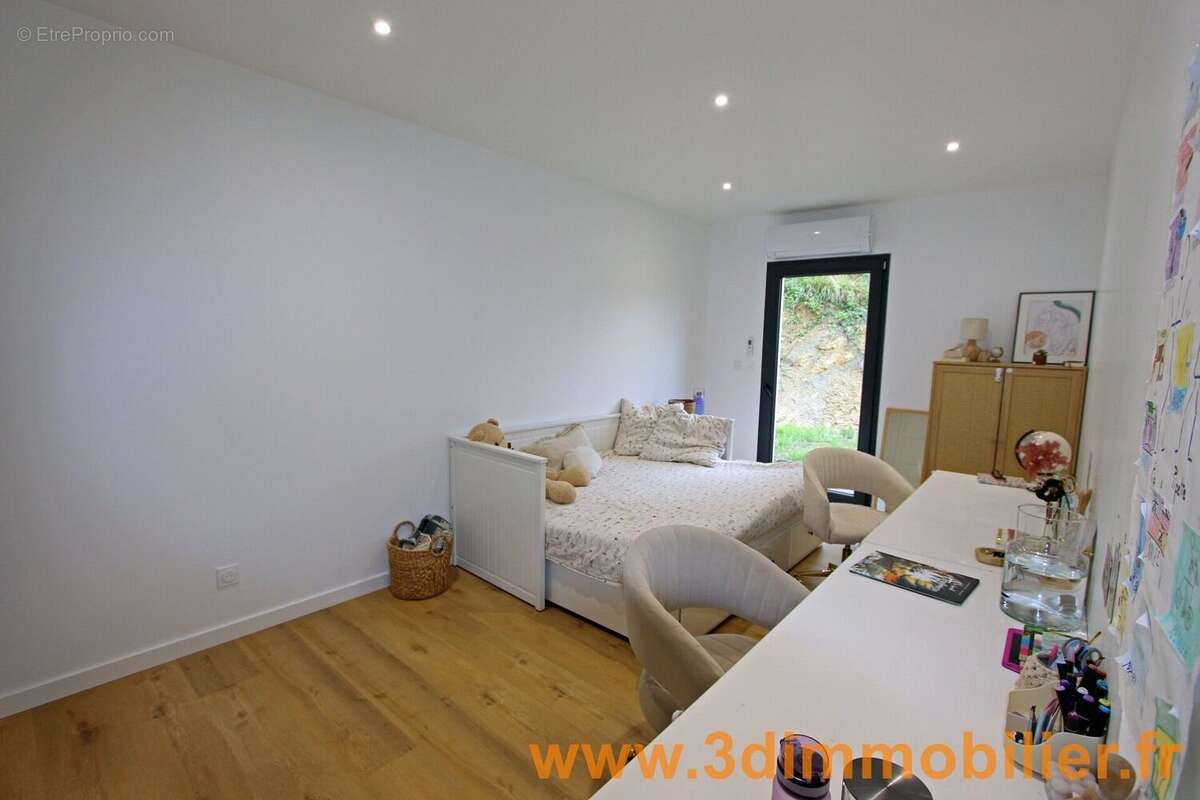 Photo 9 - Maison à LONS-LE-SAUNIER