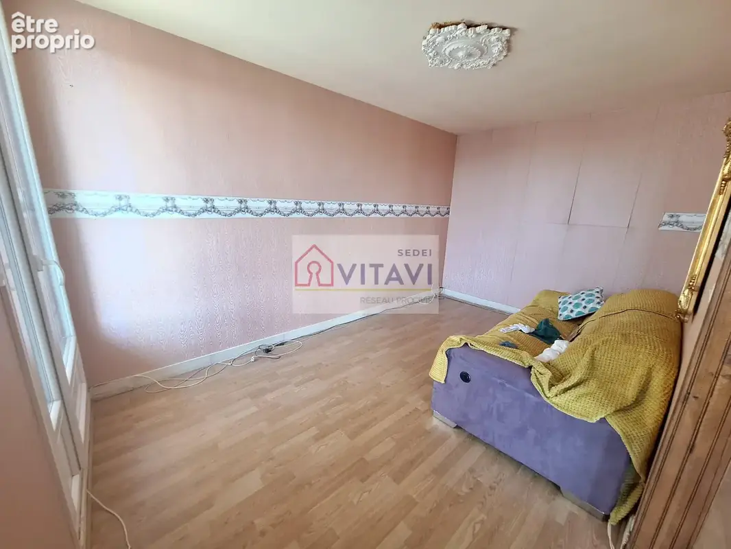 Appartement  avec 2 balcons, dressing et cave - photo 2