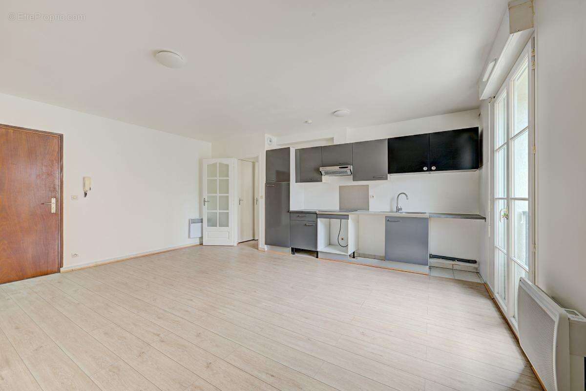 Appartement à VILLEMOMBLE