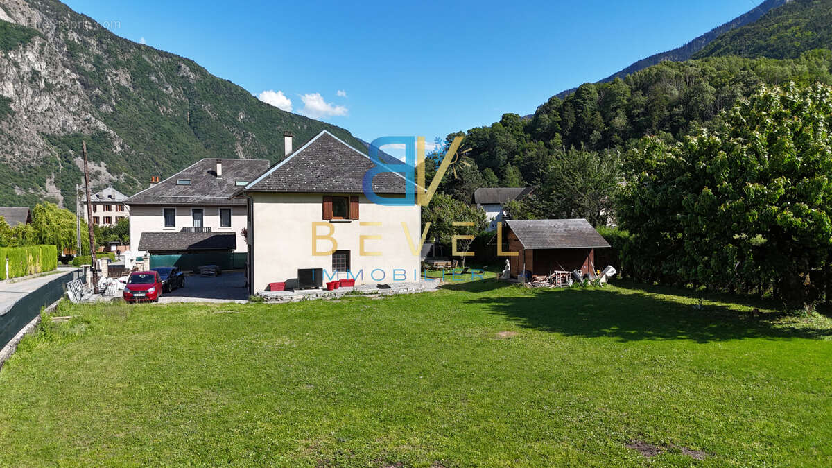 Maison à SAINTE-MARIE-DE-CUINES