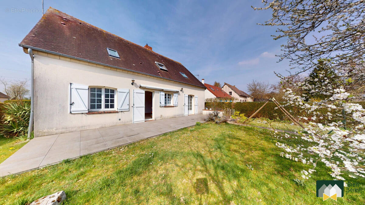 Maison à LUCE