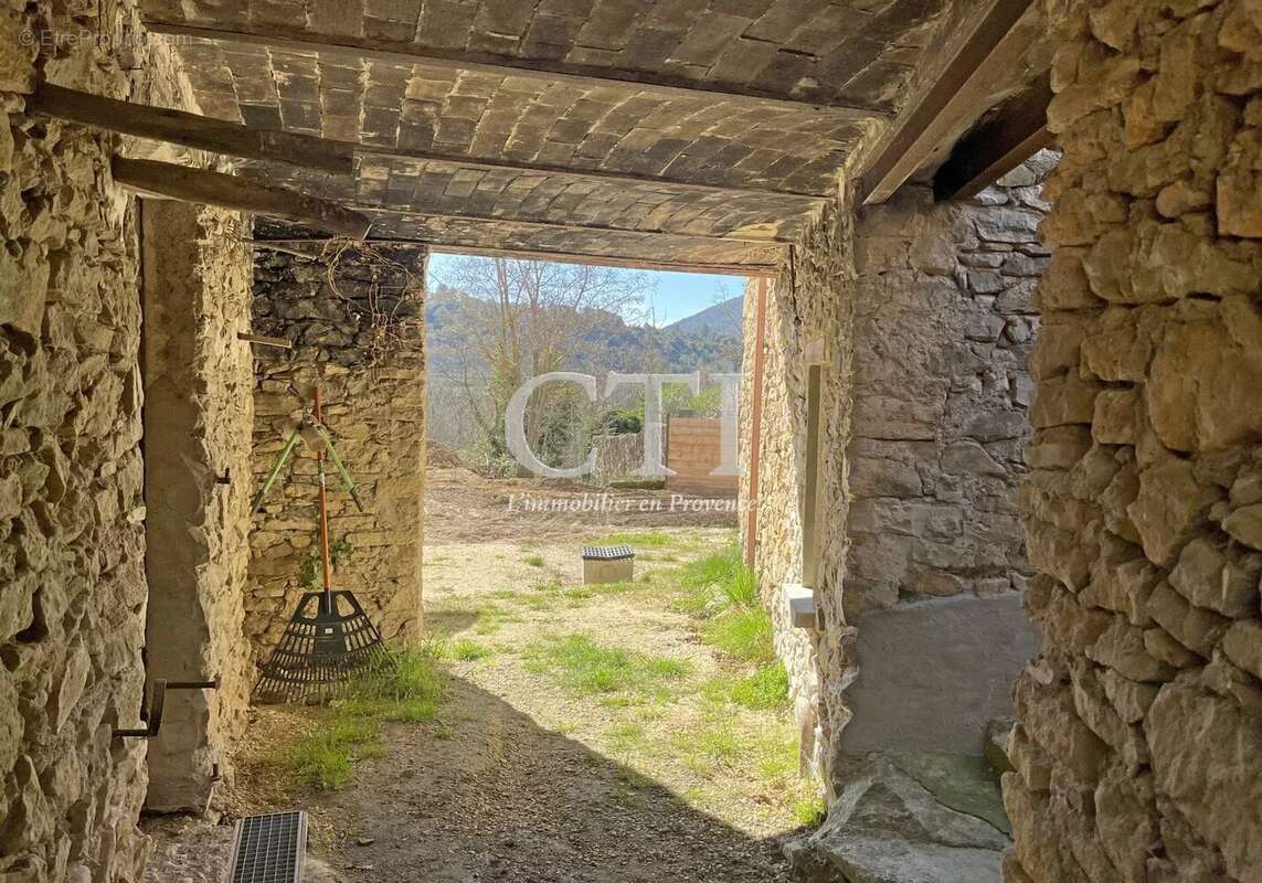 Maison à VAISON-LA-ROMAINE