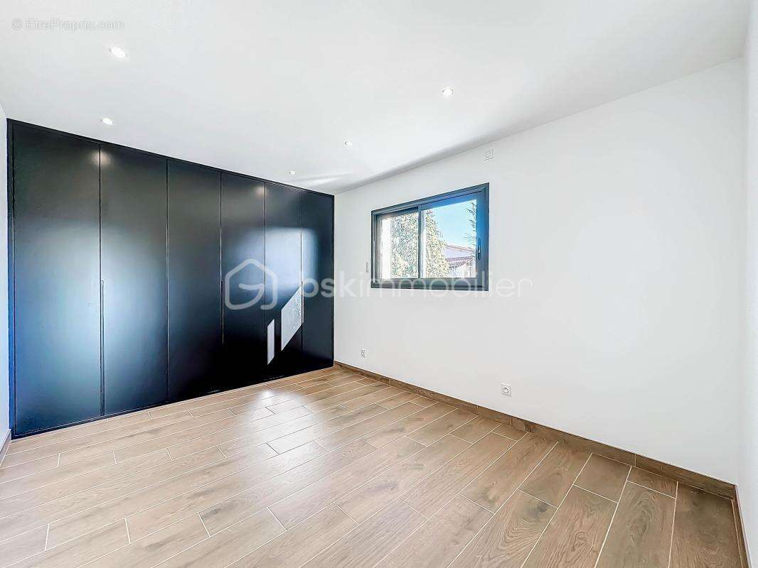 Maison à LA FOUILLOUSE