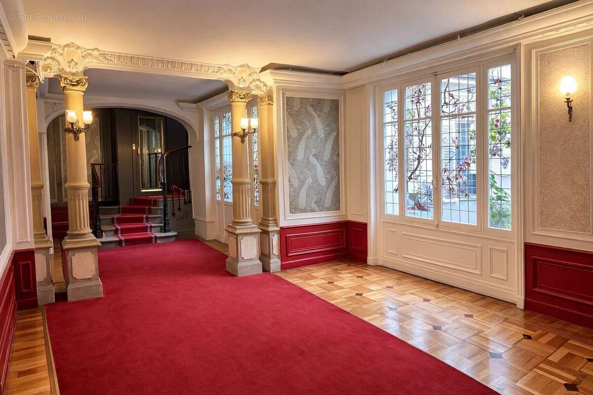 Appartement à LEVALLOIS-PERRET