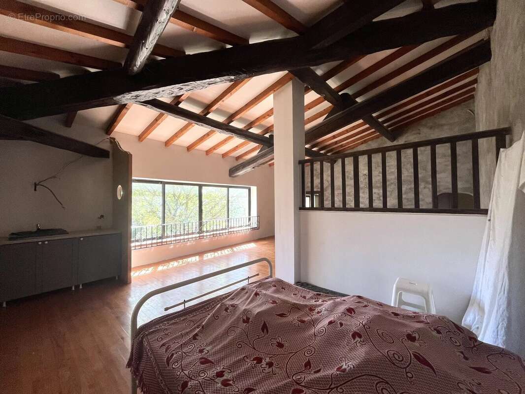 Maison à PEYRIAC-MINERVOIS