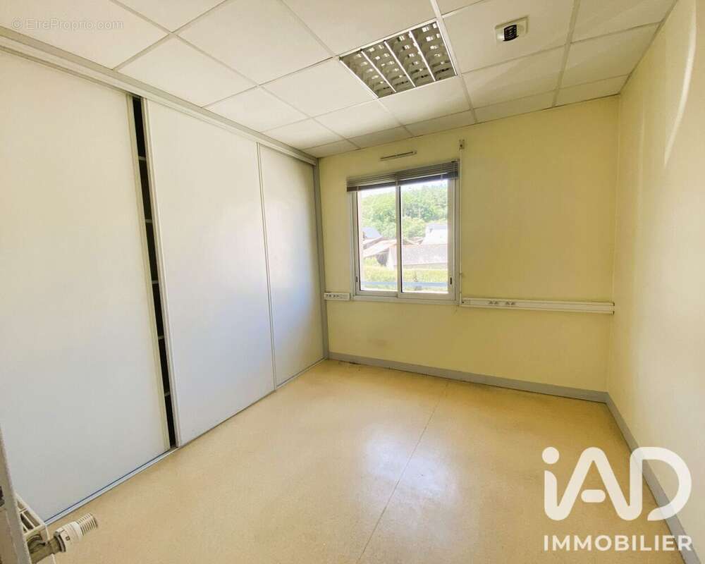 Commerce 220 m² à Jugon-Les-Lacs  - photo 9