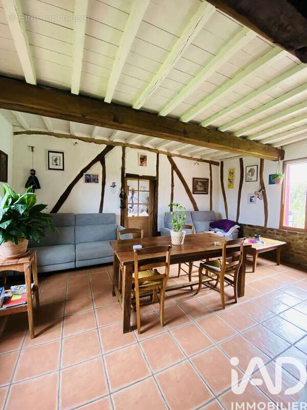 Photo 6 - Maison à HALLOY-LES-PERNOIS