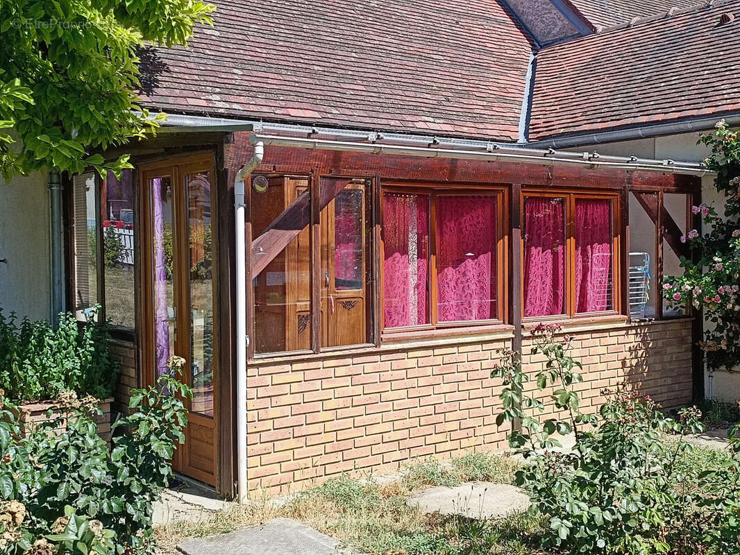 Maison à PRECY