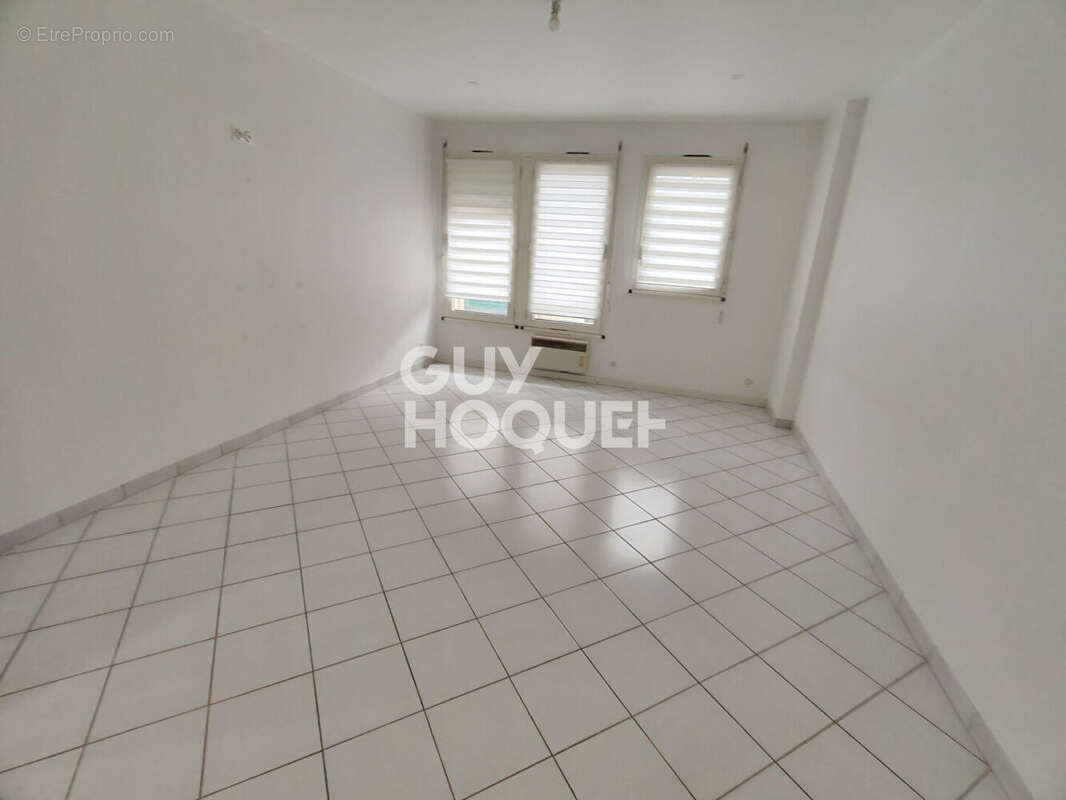 Local professionnel Troyes 4 pièce(s) 150 m2 - photo 2