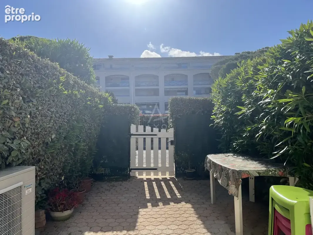 En exclusivité joli Mazet 30 m² hyper centre 83980 LE LAVANDOU - photo 9