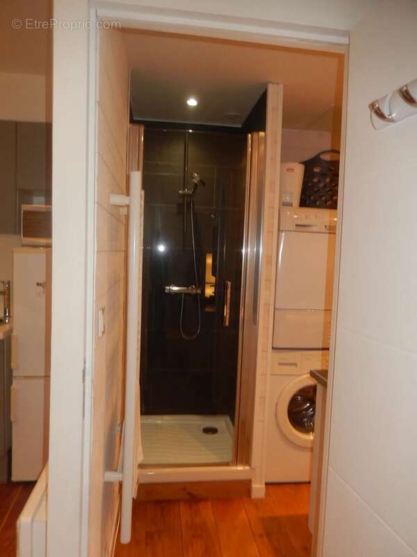 Appartement à EAUX-BONNES