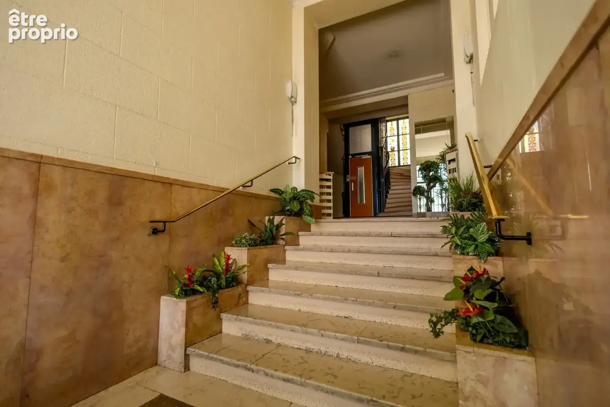 ***visite virtuelle disponible sur demande...lyon 6e…boulevard des belges…appartement bourgeois 193 m² à réinventer…balcon…ascen - photo 11