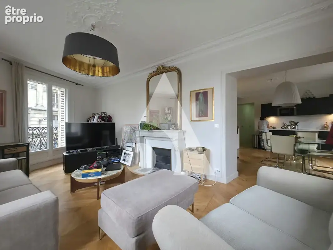 Rue de Rivoli, Magnifique appartement 4 pièces de 88 m2, balcon - photo 2