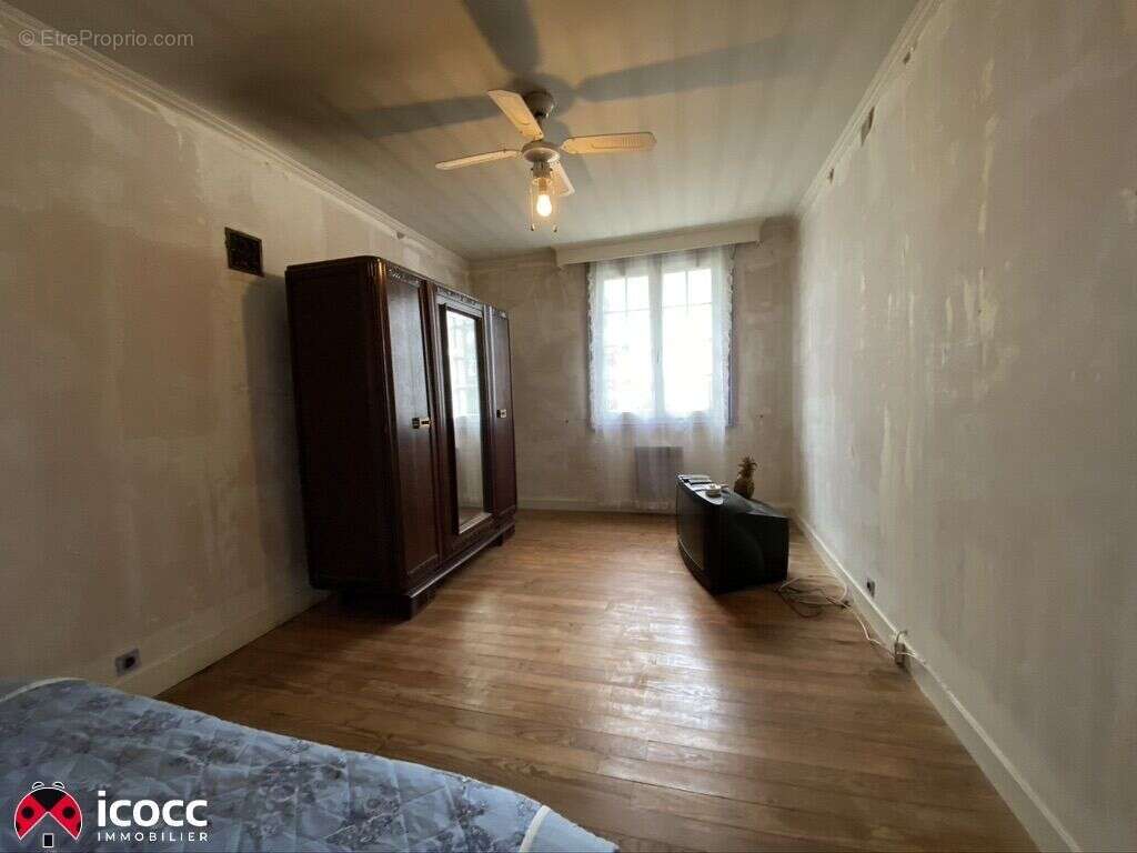 Maison 188 m² à Chasnais  - photo 7