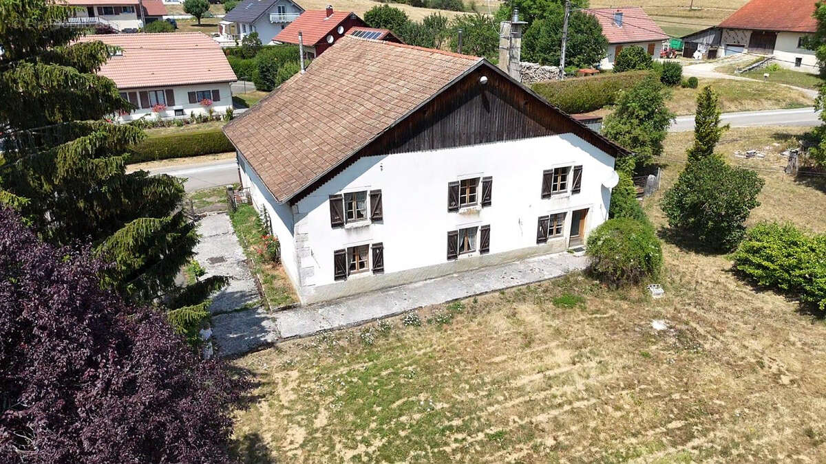 Ancien corps de ferme 5 pieces 93.7 m² sur terrain de 18.87 ares 119000 euros - photo 6