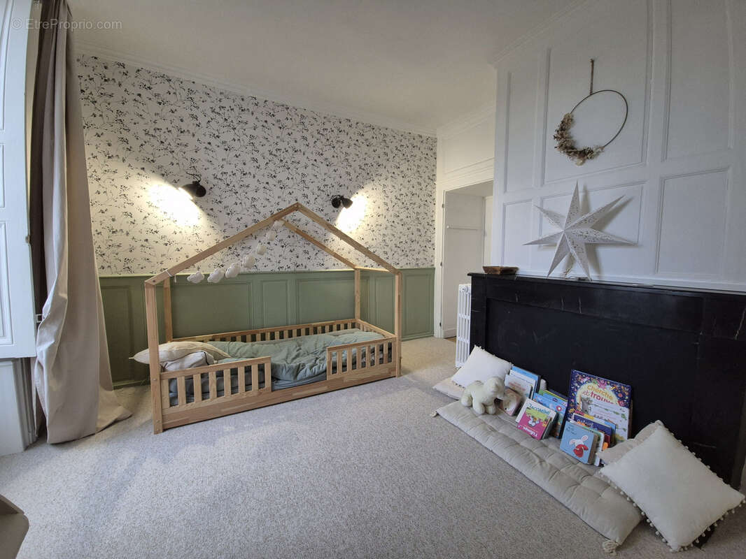 Maison à SABLE-SUR-SARTHE