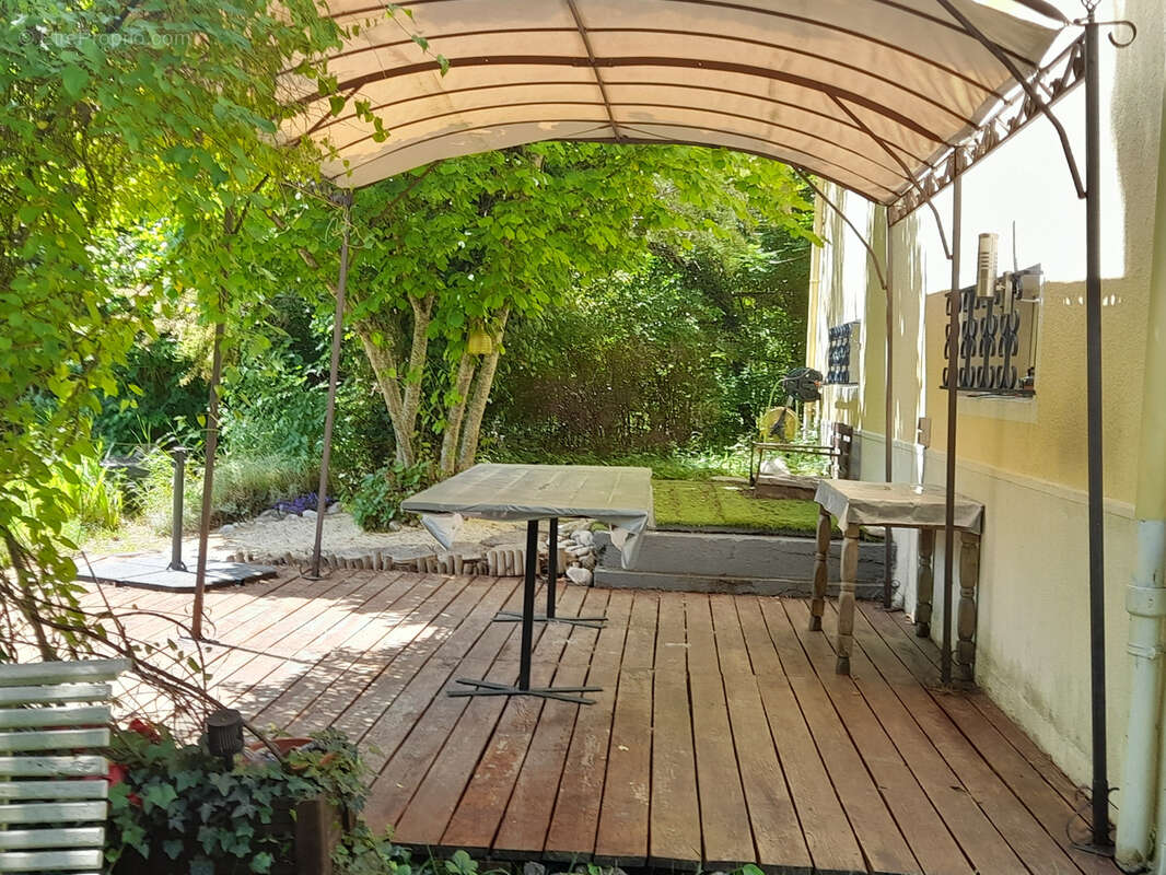 /EXCLUSIVITÉ/ Grande Propriété meublée à Châtillon-en-Diois (Drôme) - photo 12