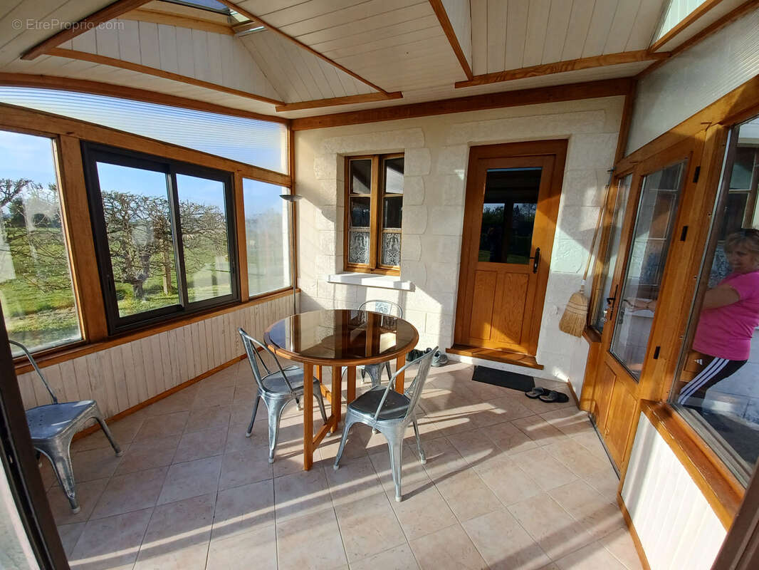 Maison à JUSSY-LE-CHAUDRIER