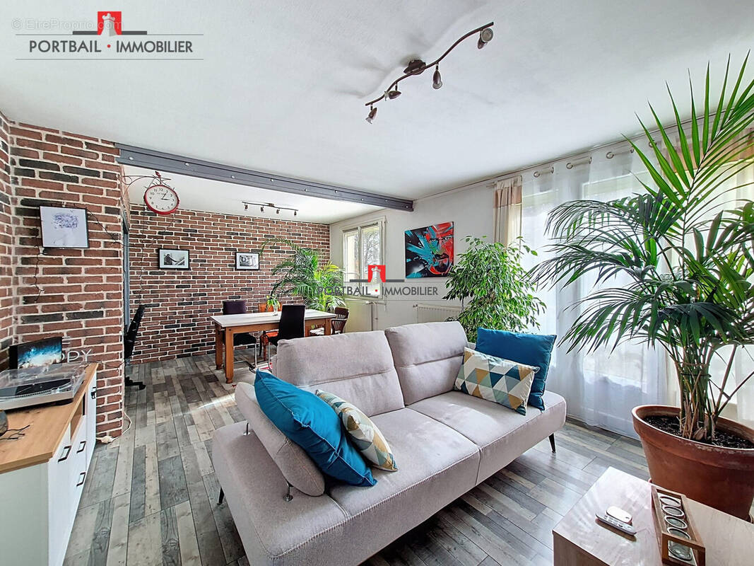 Appartement à CARBON-BLANC