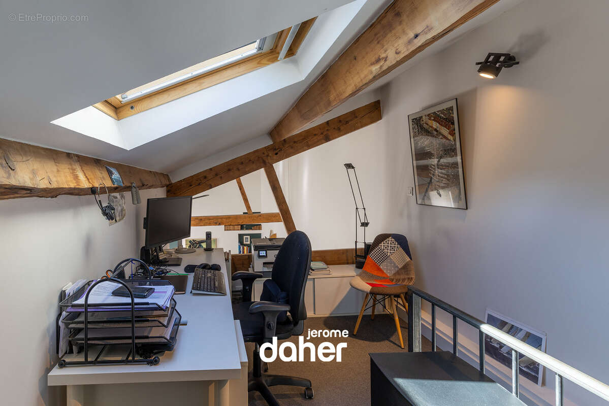 Appartement à MARSEILLE-7E