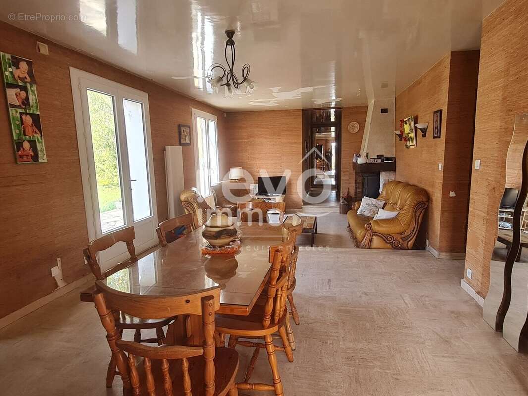 Maison à MAUVES-SUR-LOIRE