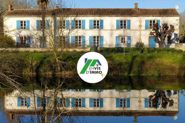 Maison à COULON