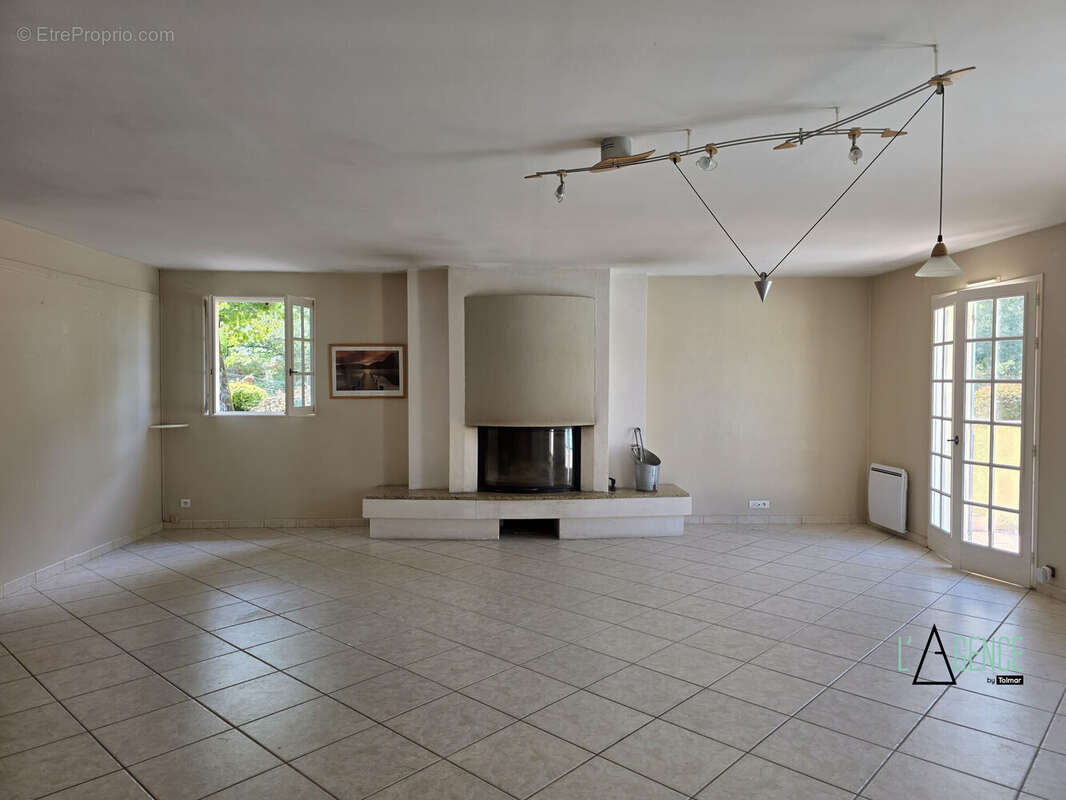 Maison 178 m² à Roaillan  - photo 4