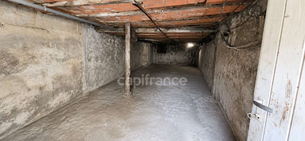 Immeuble de rapport – Local commercial et studio loués + plateau à aménager – Fort potentiel investisseur - photo 9