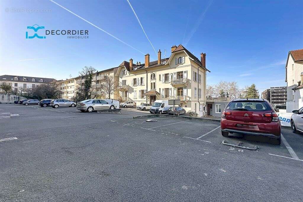 Appartement à EVIAN-LES-BAINS