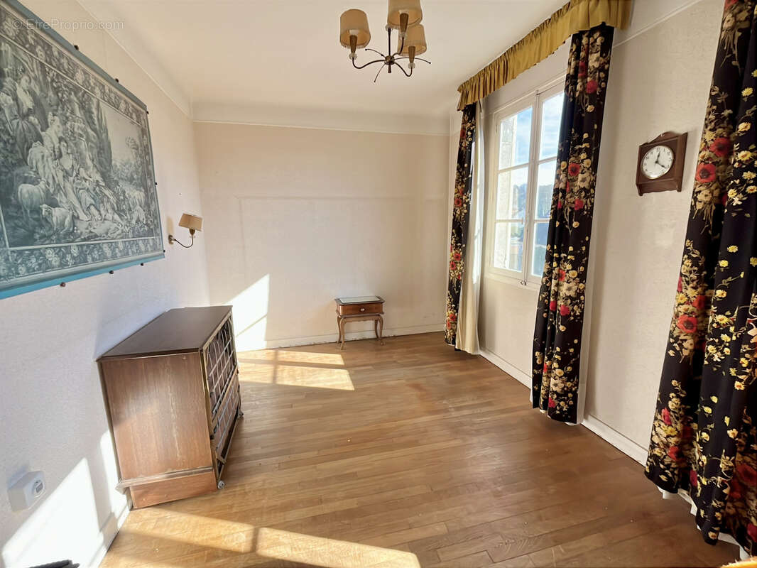 Maison à LIANCOURT