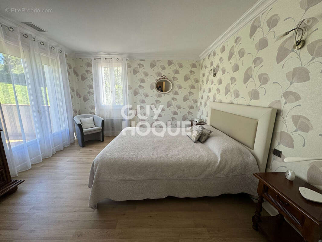 Maison d'architecte avec piscine et parc - photo 6