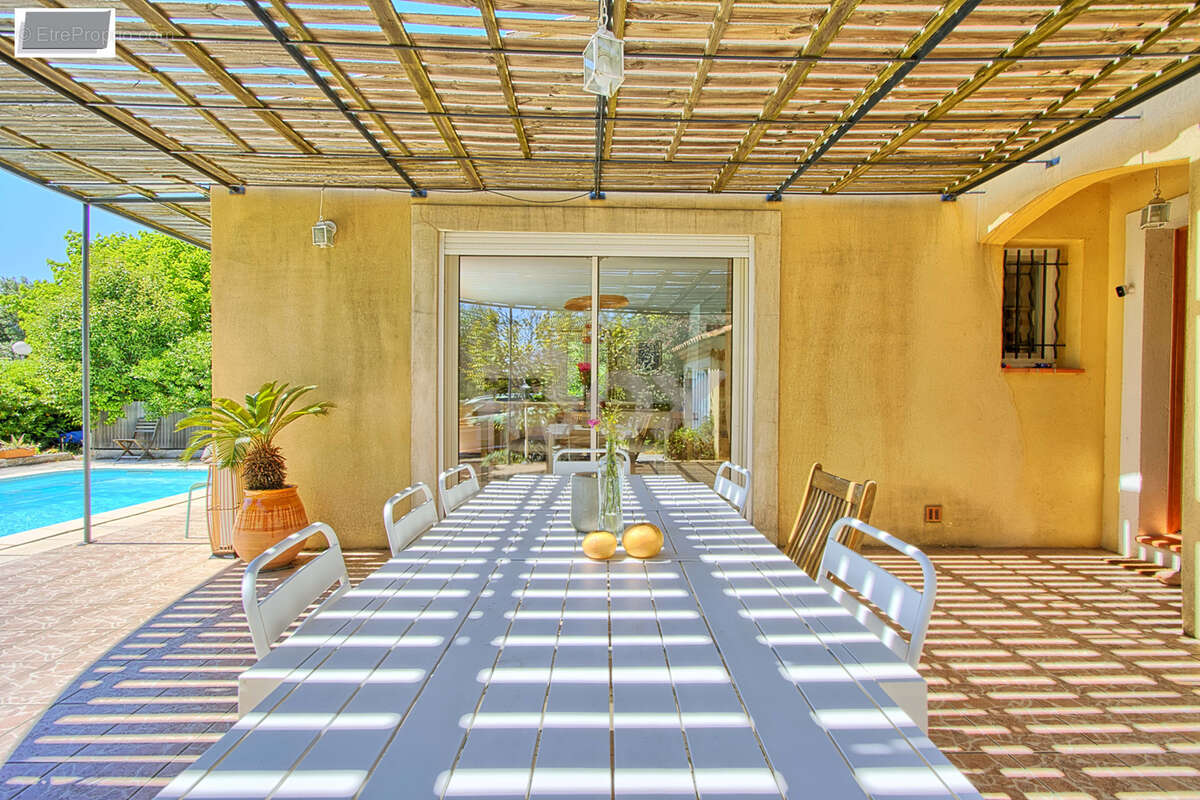 Maison à CARQUEIRANNE