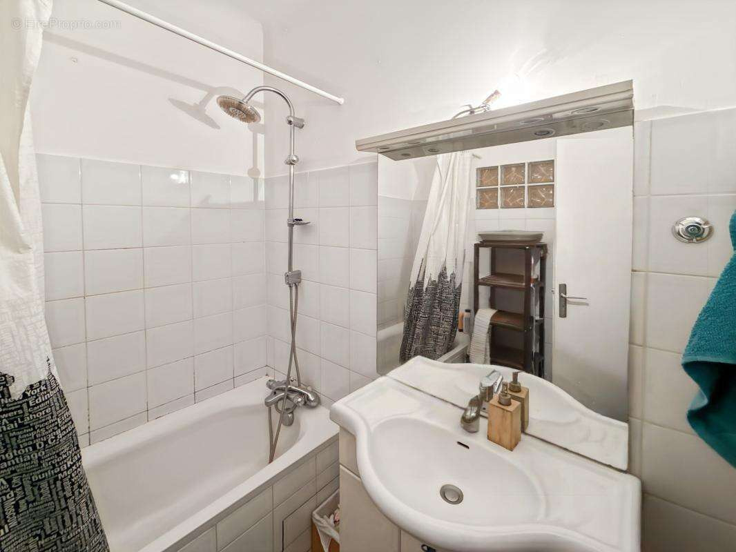 NICE Magnan 2/3P 54m² Traversant Sud Nord Cave - photo 6