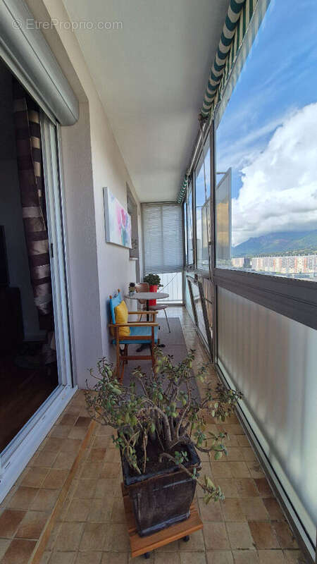 Appartement à ECHIROLLES