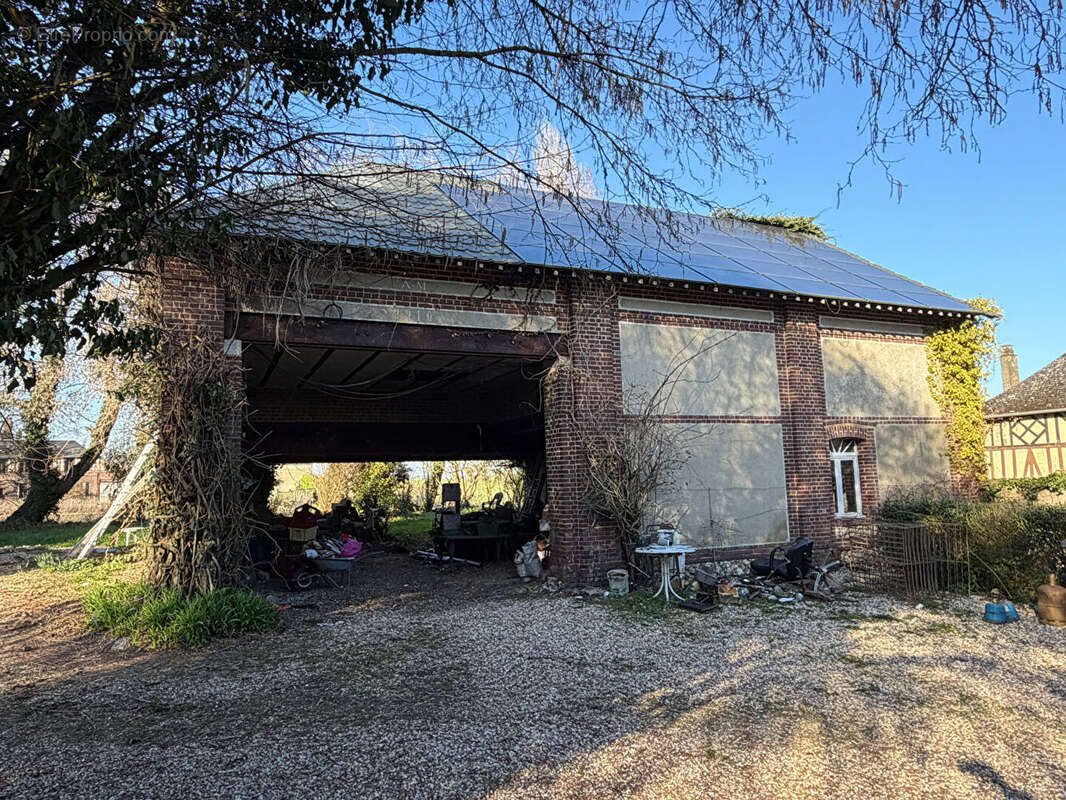 Maison à AMFREVILLE-LA-CAMPAGNE