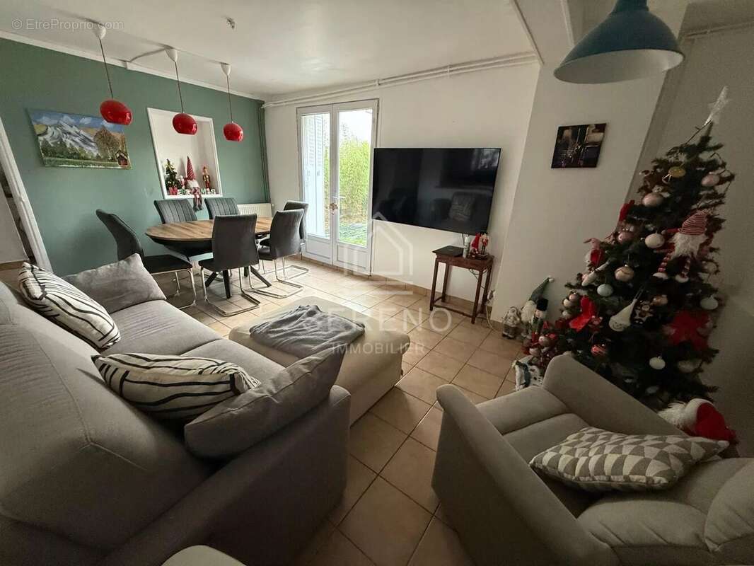 Maison à FONTENAY-SOUS-BOIS