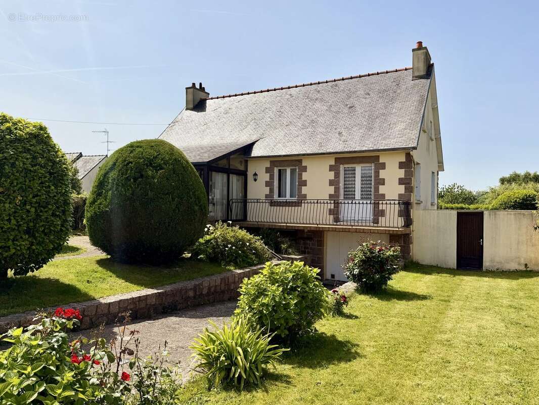 Maison à SAINT-QUAY-PERROS