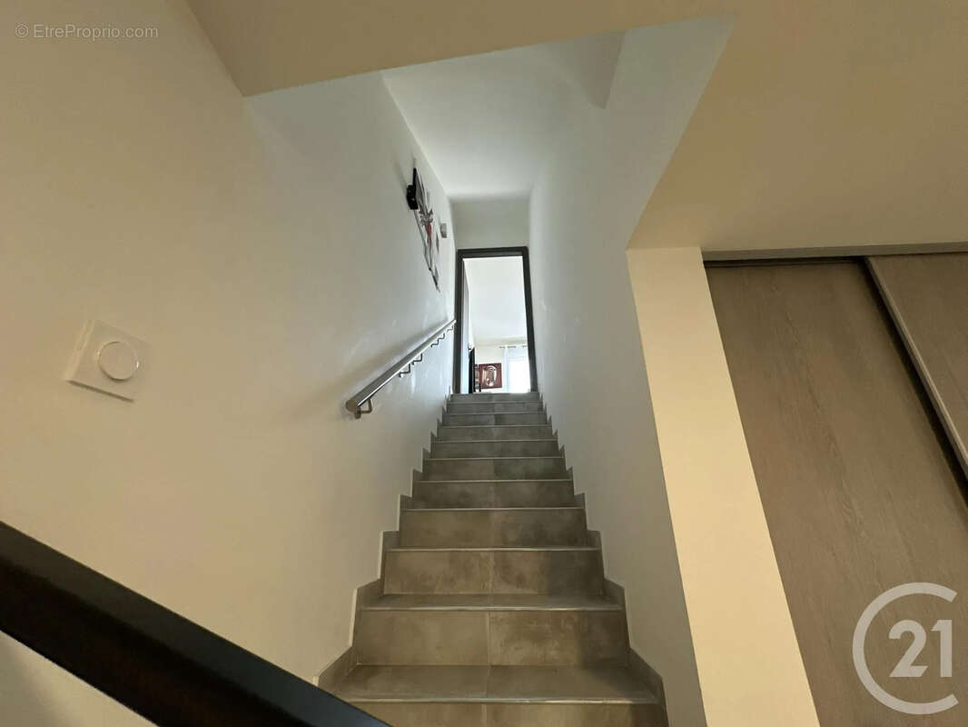Maison à REIMS