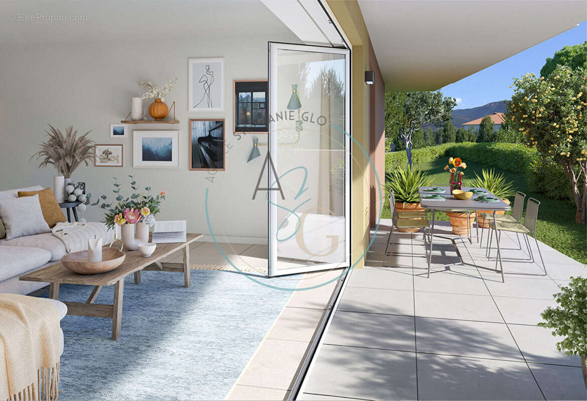 Appartement à COGOLIN