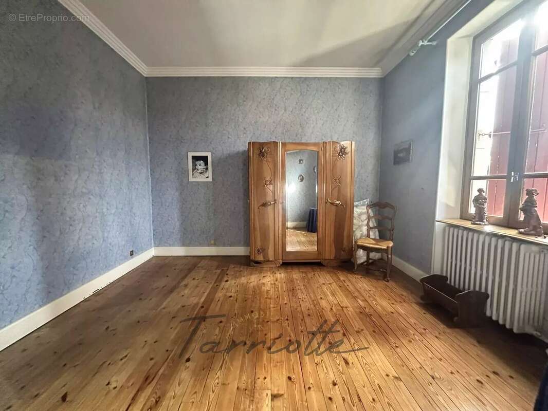 Maison à MONTELIMAR