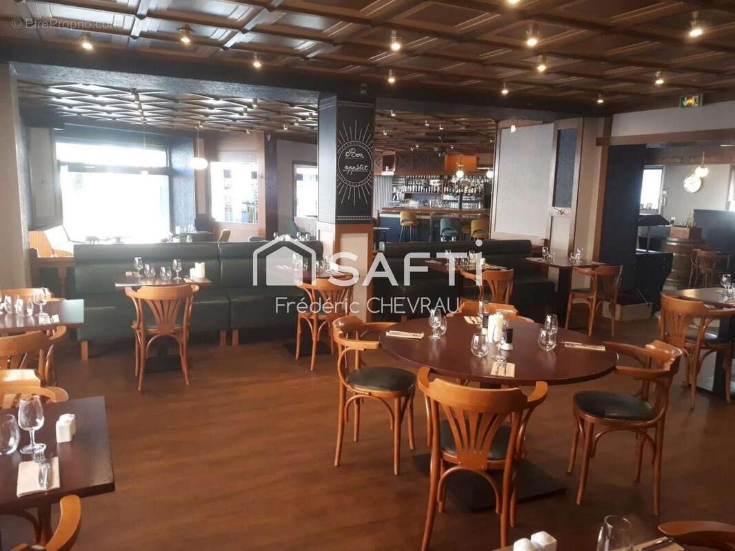 Photo 5 - Commerce à MACON