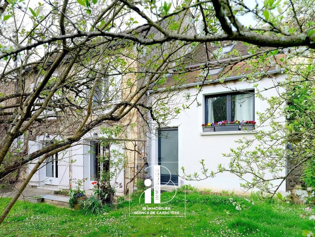 Maison à VULAINES-SUR-SEINE