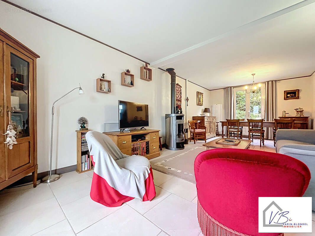 Maison à SAINT-MAURICE-D&#039;ETELAN